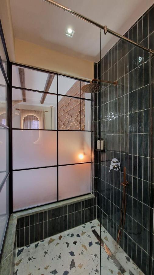 Hotel Bujtina Behram à Korce Extérieur photo
