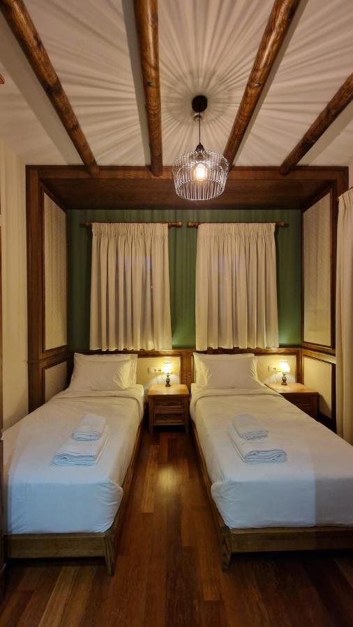 Hotel Bujtina Behram à Korce Extérieur photo