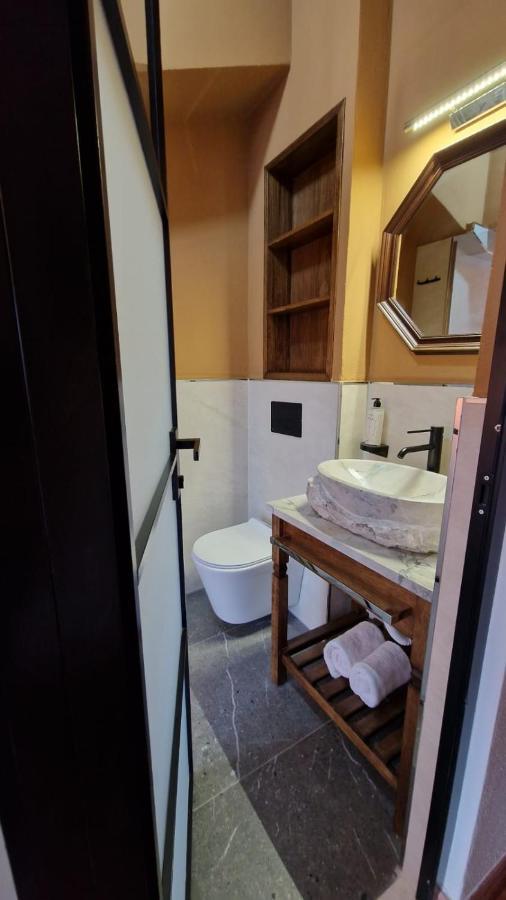 Hotel Bujtina Behram à Korce Extérieur photo
