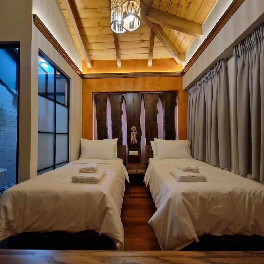 Hotel Bujtina Behram à Korce Extérieur photo